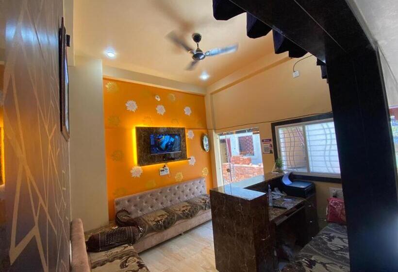 פנסיון Rajoriya Residence