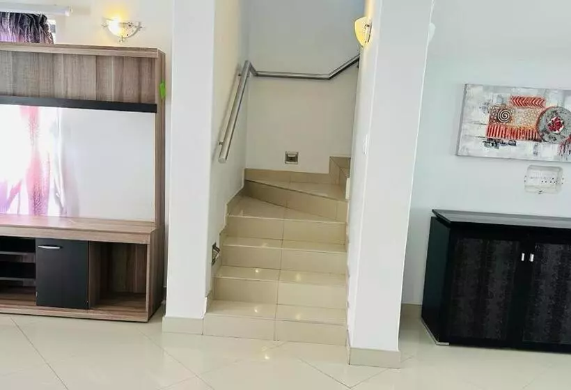 پانسیون The Hide In Sandton