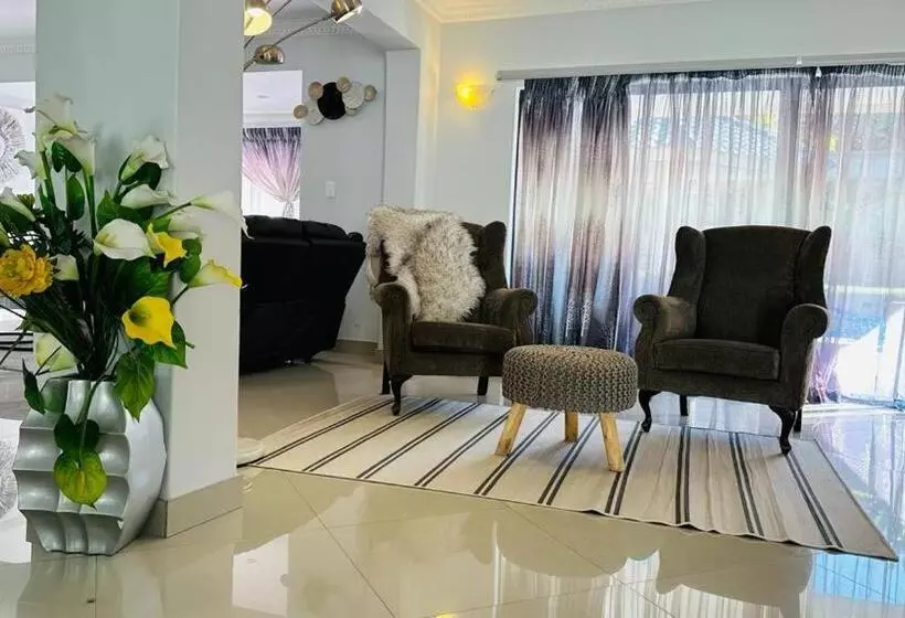 پانسیون The Hide In Sandton