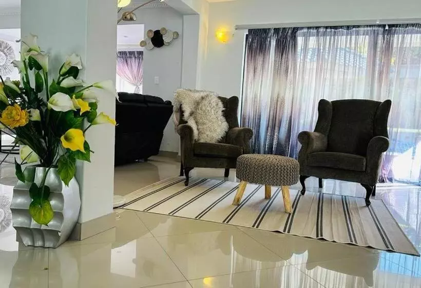 پانسیون The Hide In Sandton