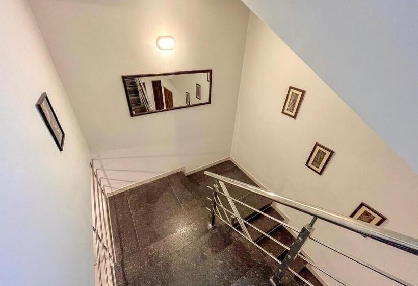 ペンション Villa White Grove