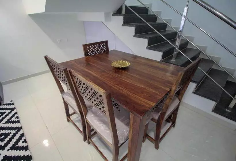 Pension Villa White Grove