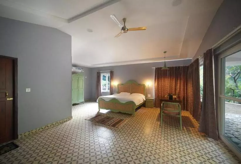 リゾートホテル Riviera Van Villas