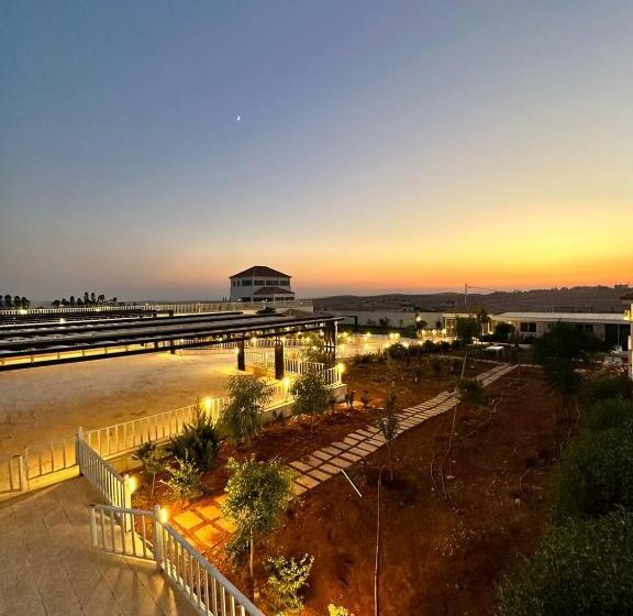 منتجعات روابي القمر