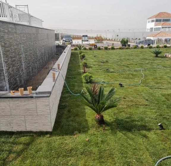 منتجعات روابي القمر