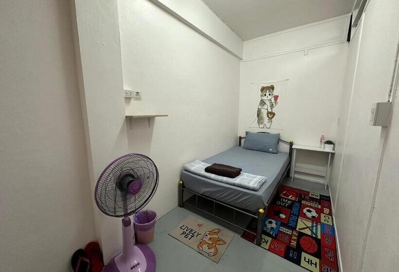 هاستل Madam Guesthouse