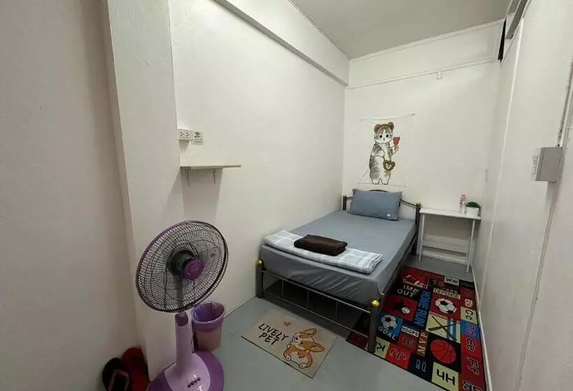 ユースホステル Madam Guesthouse