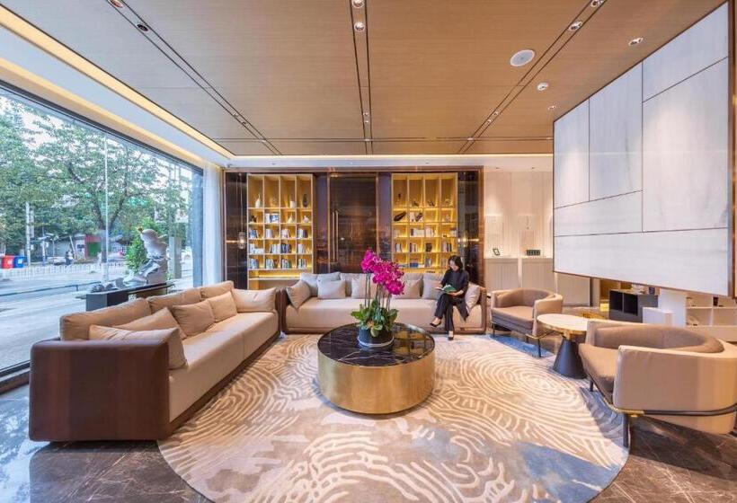 Atour Hotel Kunming Cuihu