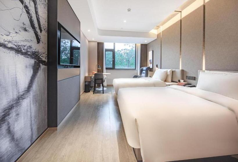 Atour Hotel Kunming Cuihu