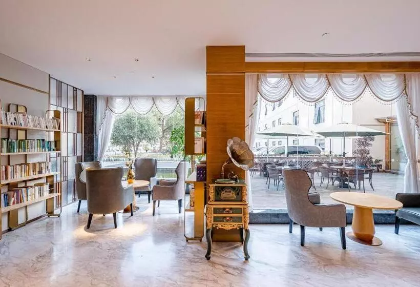 Atour Hotel Shanghai Pudong Jinqiao International Commercial Plaza
