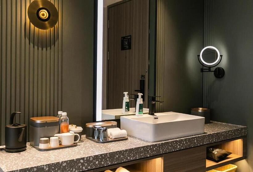 Atour S Hotel Ningbo Zhousu Yejiang