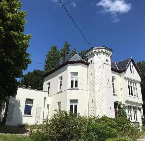 Aamiaismajoitus (B&B) Le Chateau Blanc
