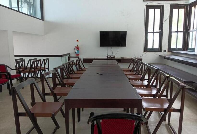 צימר Wom Beach Front Heritage Villa