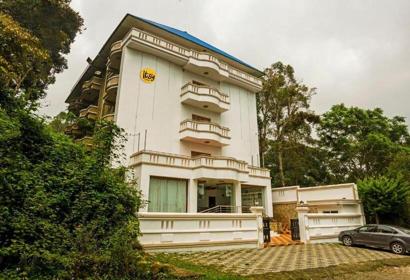 Itsy Hotels Classiyo Munnar Crown Resorts With Balcony