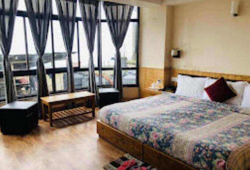 Hotel Mahayana, Darjeeling