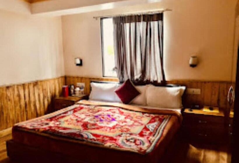 Hotel Mahayana, Darjeeling