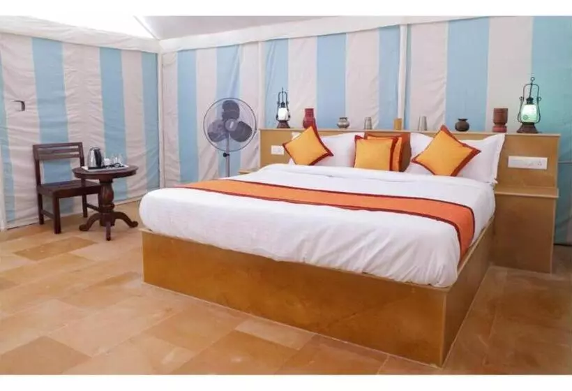 ホテル Marwad Heritage Desert Camp