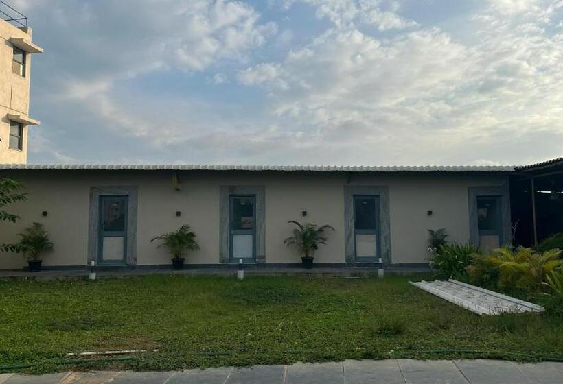 호텔 Moonshot Coliving