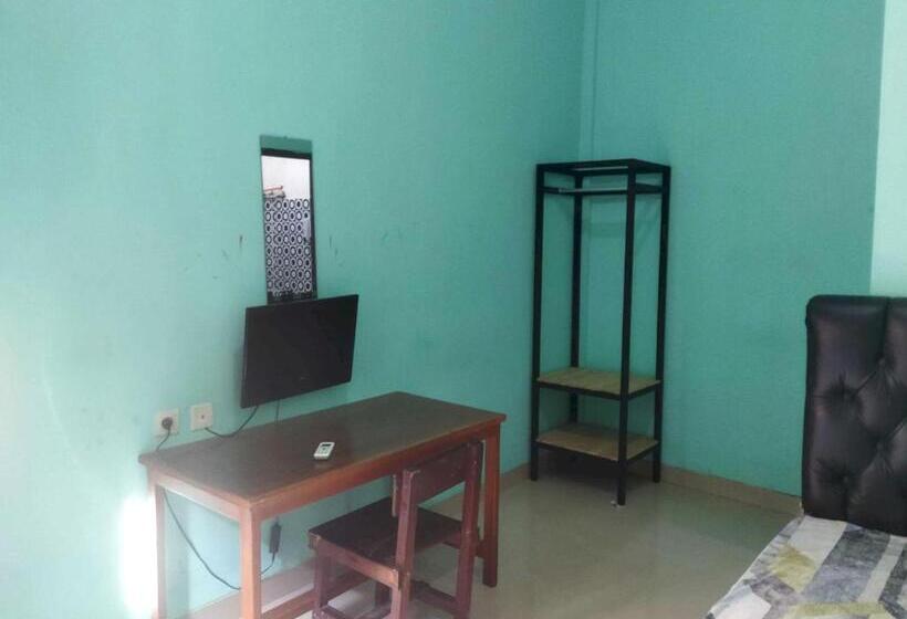 Отель Oyo 93306 Rinjani Guest House