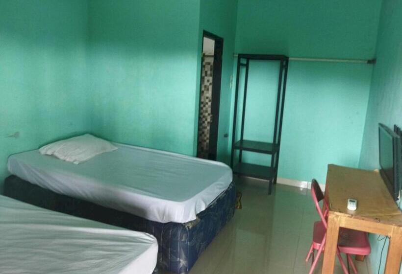 Отель Oyo 93306 Rinjani Guest House