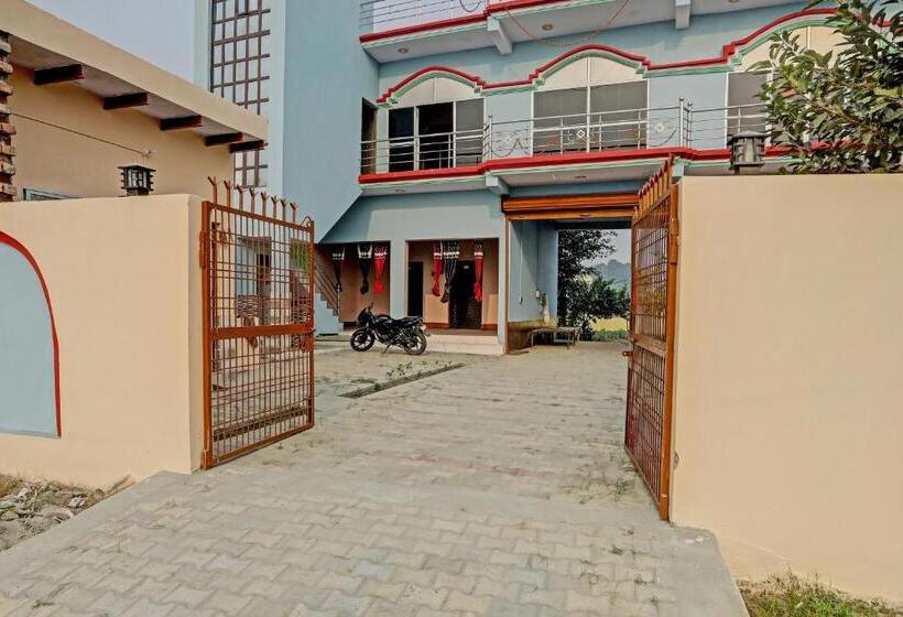 Отель Oyo Classic