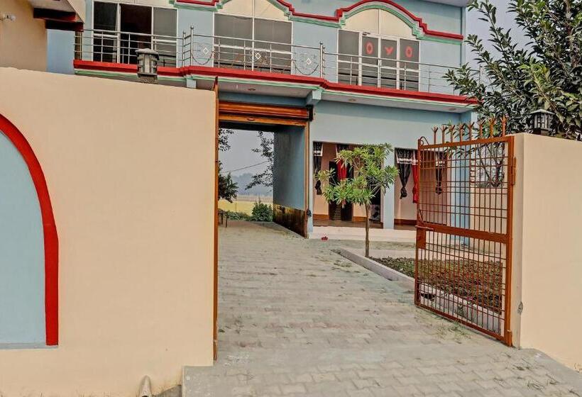 Отель Oyo Classic