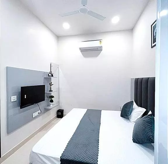 Hotelli The Grand Inn Ludhiana Super King Rooms Special For Families, Couples, Corporate, Solo Travell