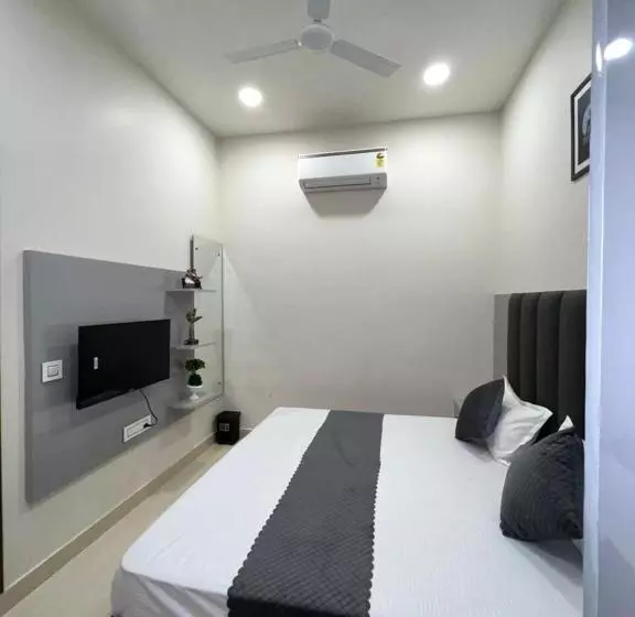 Hotelli The Grand Inn Ludhiana Super King Rooms Special For Families, Couples, Corporate, Solo Travell