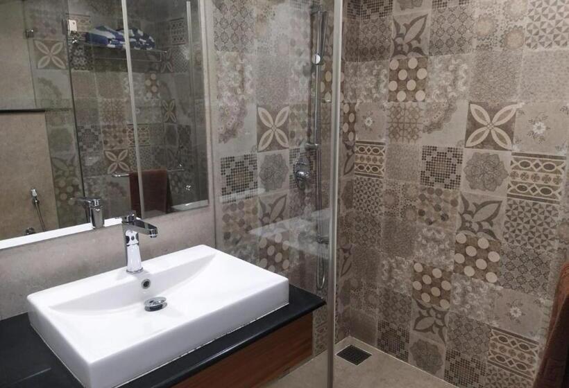 Jvk Park Hotel Kerala