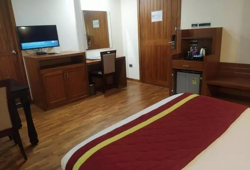 Jvk Park Hotel Kerala