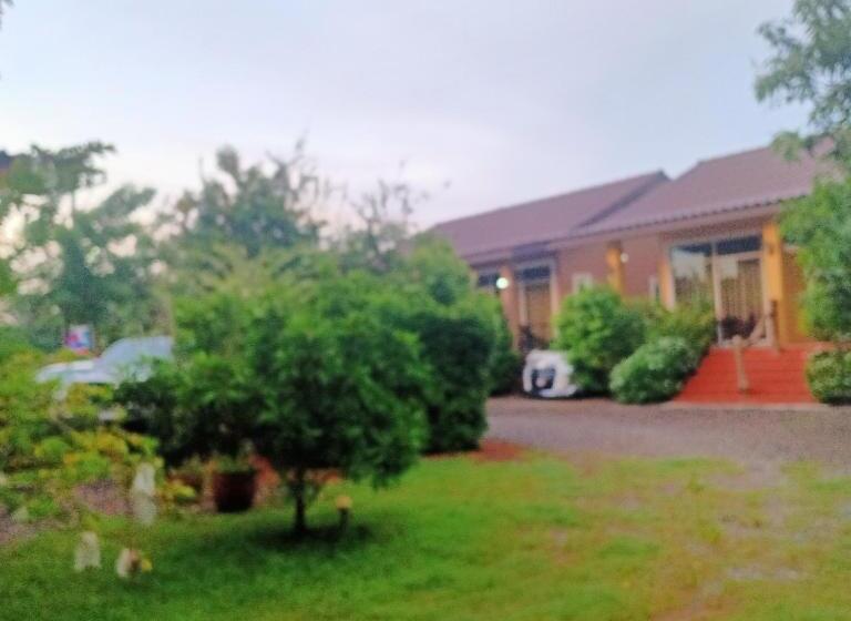 Minton Resort มิลตั้น รีสอร์ท