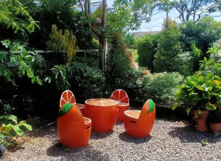 Minton Resort มิลตั้น รีสอร์ท