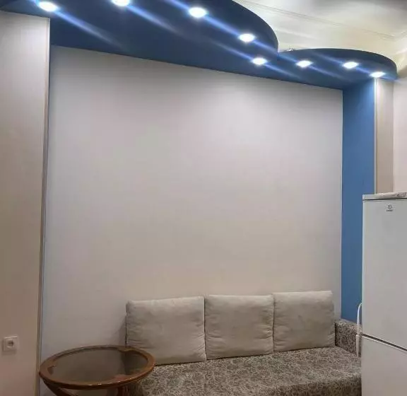 Paronyan Hostel