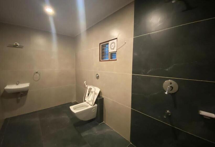 פנסיון Ooru Homestay