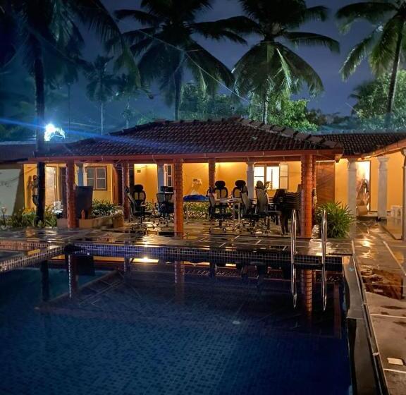 פנסיון Ooru Homestay