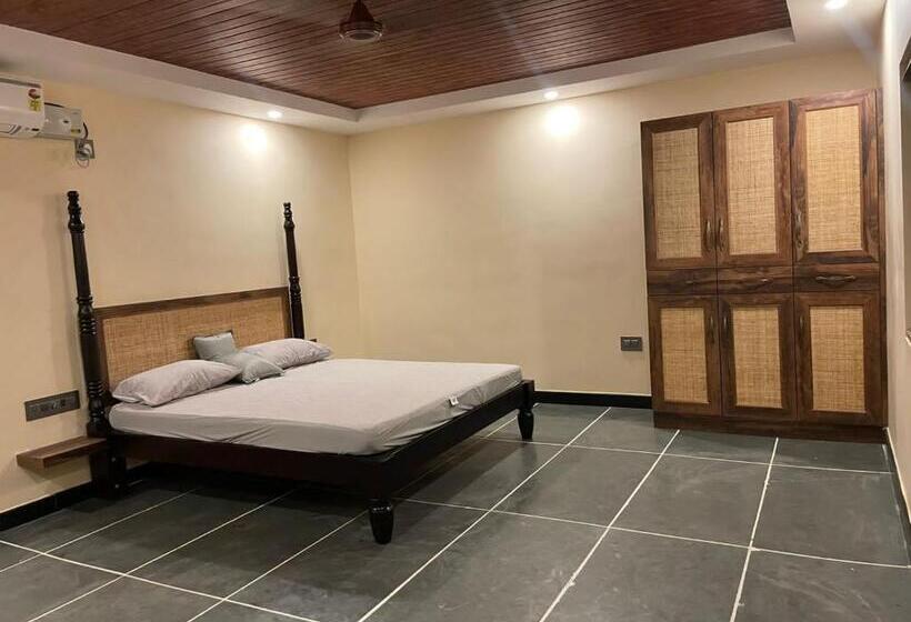 פנסיון Ooru Homestay