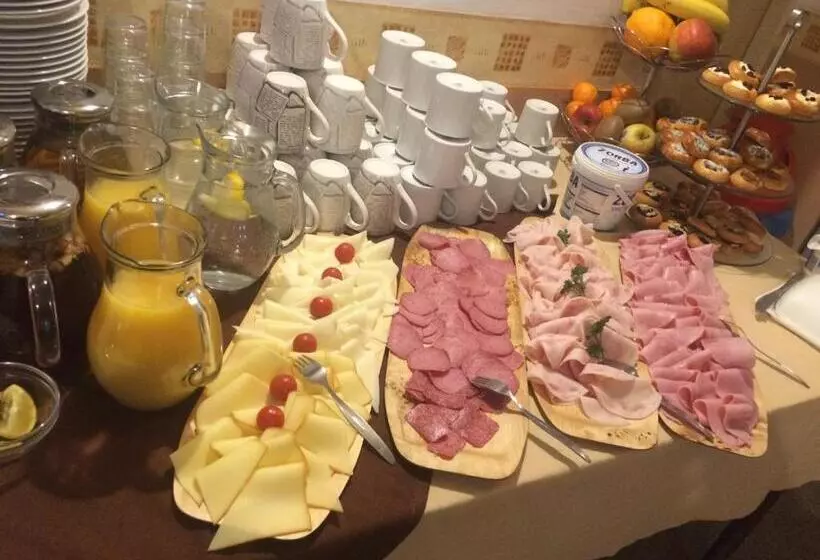 ペンション Penzion Real