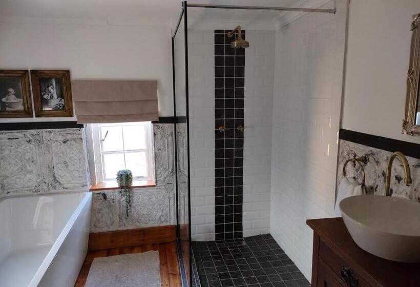 پانسیون Summer1840