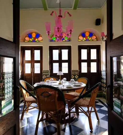 Lomakeskus Vivaana Museum