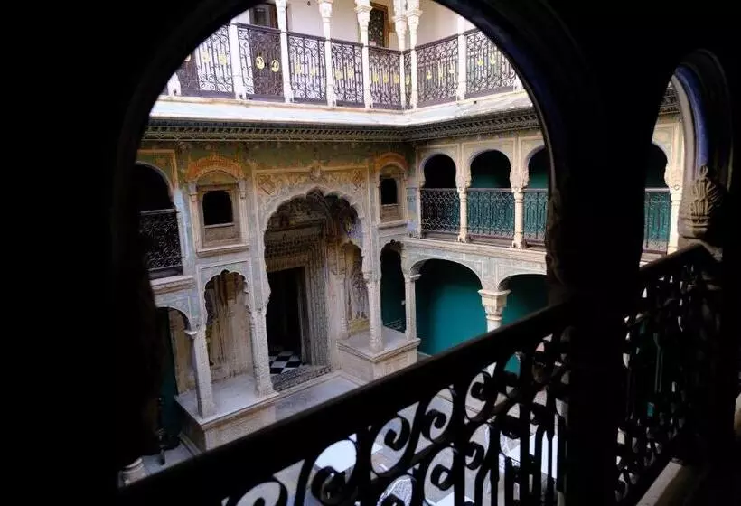 Lomakeskus Vivaana Museum