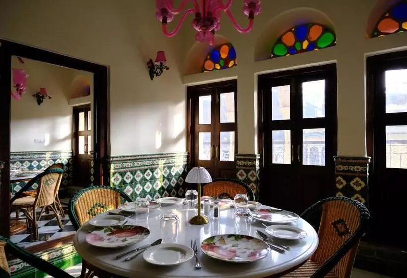 Lomakeskus Vivaana Museum