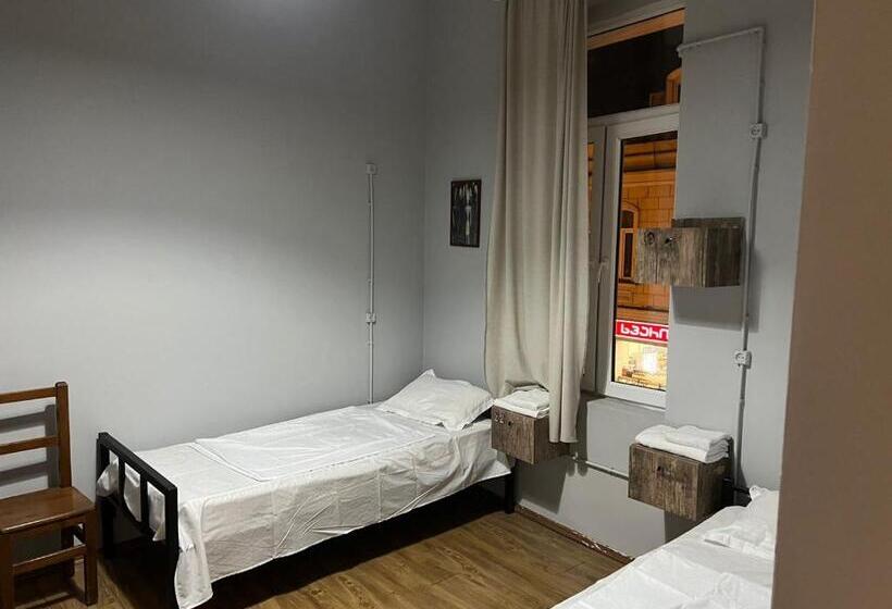 هاستل семейный хостел