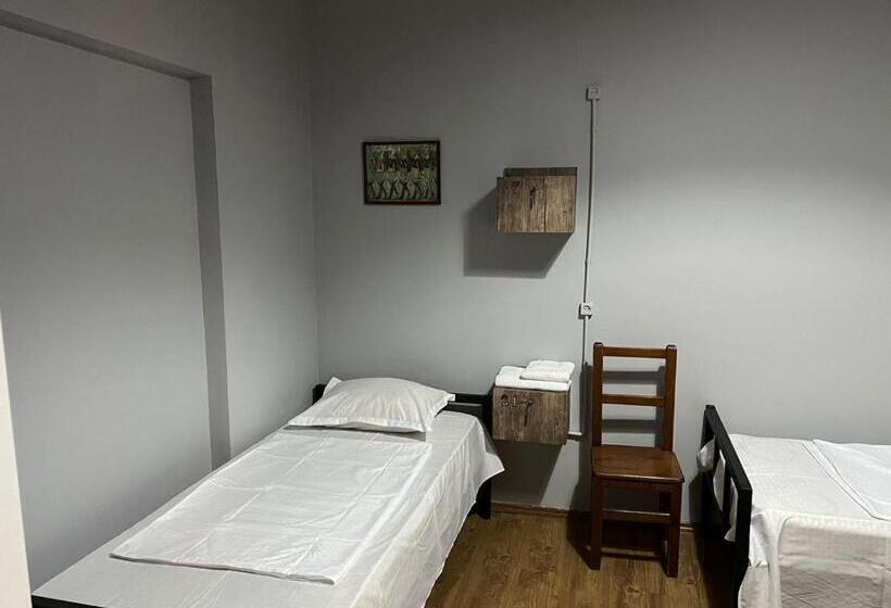 هاستل семейный хостел