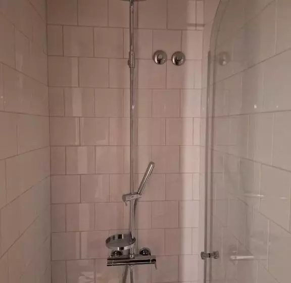 هاستل Easy Host Porto