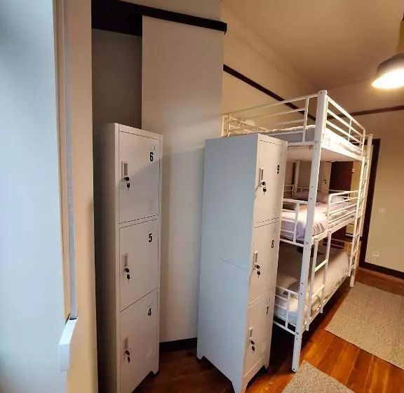 هاستل Easy Host Porto