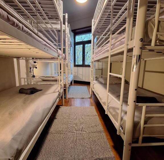 هاستل Easy Host Porto