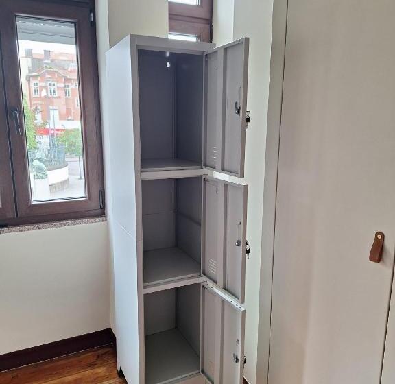 هاستل Easy Host Porto