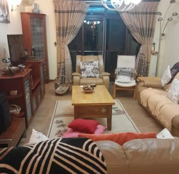 تختخواب و صبحانه Ex  Nasaco Apartments