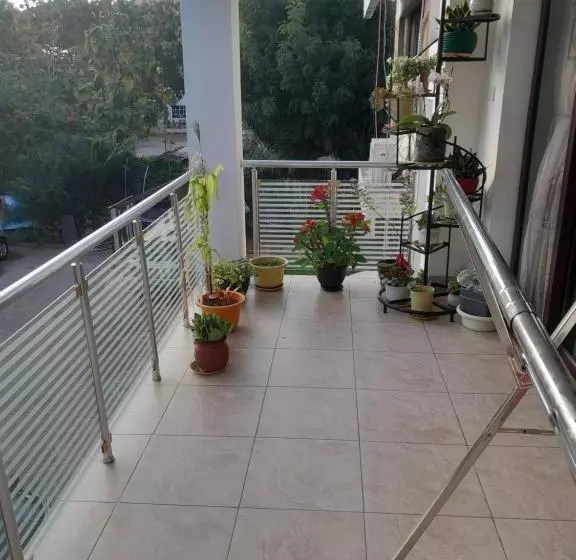 تختخواب و صبحانه Ex  Nasaco Apartments