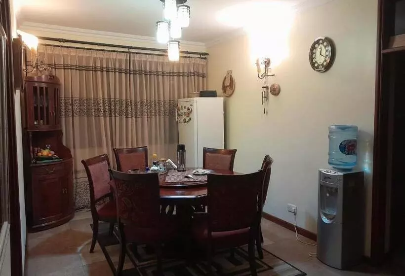تختخواب و صبحانه Ex  Nasaco Apartments